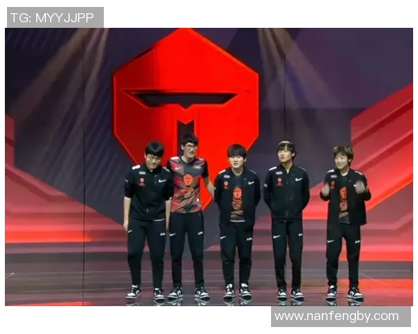 深入分析CSGO焦点EDG战术布局与团队协作策略探讨